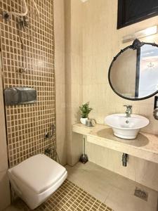 Bathroom Image of 1440 Sq.ft 3 BHK Builder Floor for sale in Chittaranjan Park New Delhi for Rs. 36500000