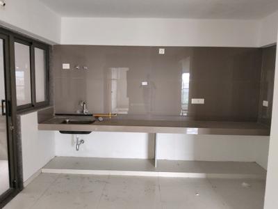 Kitchen Image of 1215 Sq.ft 2 BHK Apartment / Flat for rent in Adani Aster Neo, Shantigram Ahmedabad for Rs. 27000