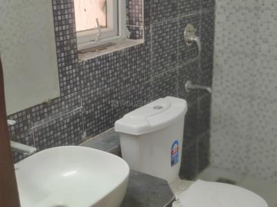 Image of 1760 Sq.ft 3 BHK Apartment / Flat for rent in Maxblis White House, Sector 75, Noida for Rs. 43000