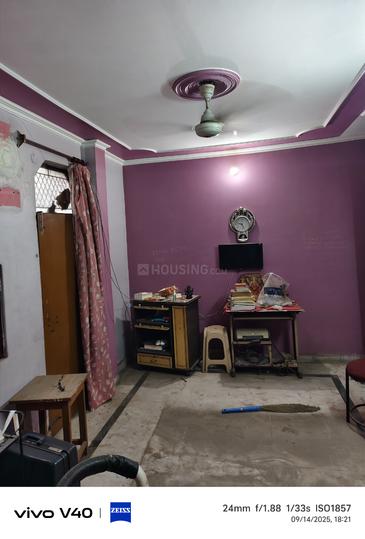 Block DG 1, Vikaspuri Main Image 1