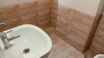 Bathroom Image of 1550 Sq.ft 3 BHK Apartment / Flat for rent in Aisshpra Central Towers, Mohaddipur Gorakhpur for Rs. 19000