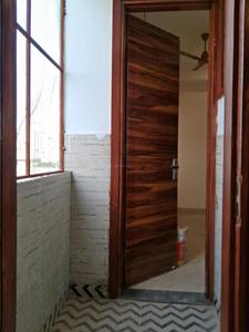 Bedroom Two Image of 1500 Sq.ft 4 BHK Apartment / Flat for sale in JMD Siddhi Vinayak, Sector 73 Noida for Rs. 8500006