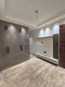 Bedroom Image of 1000 Sq.ft 3 BHK Builder Floor for sale in Ramesh Nagar New Delhi for Rs. 21000000