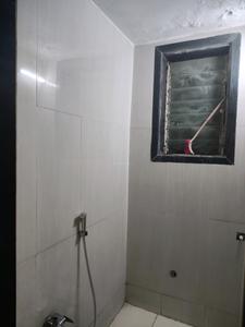 Common Bathroom Image of 700 Sq.ft 1 BHK Apartment / Flat for rent in Rutu Enclave, Kasarvadavali Thane for Rs. 16007