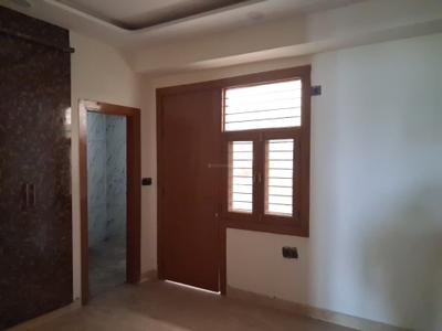 Bedroom Image of 1350 Sq.ft 3 BHK Apartment / Flat for sale in Skyline DN Homes, Sector 73 Noida for Rs. 4900001