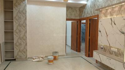 Living Room Image of 1350 Sq.ft 3 BHK Apartment / Flat for sale in Indirapuram Ghaziabad for Rs. 8600000