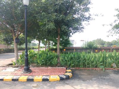Image of 104 Sq.ft Residential Plot / Land for sale in Omaxe City, Tajupur, Faridabad for Rs. 16250000