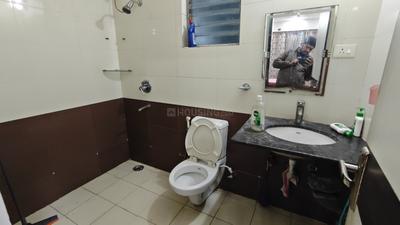 Bathroom Image of 1350 Sq.ft 3 BHK Apartment / Flat for rent in Ideal Niketan, Tangra Kolkata for Rs. 45000