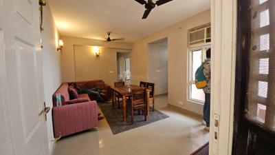 Living Room Image of 1150 Sq.ft 2.5 BHK Apartment / Flat for rent in Supertech Cape Town, Sector 74 Noida for Rs. 40000