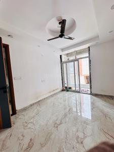 Bedroom Image of 1700 Sq.ft 3 BHK Apartment / Flat for sale in Evermark Maharishi Enclave, Sector 104 Noida for Rs. 9500000