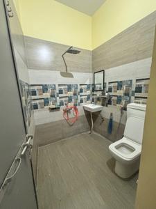 Bathroom Image of 1300 Sq.ft 3 BHK Builder Floor for rent in Sipri Bazar Jhansi for Rs. 15000