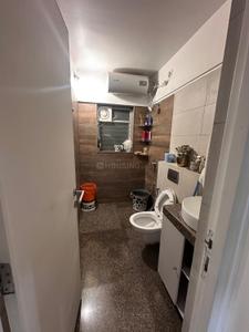 Bathroom Image of 1250 Sq.ft 3 BHK Apartment / Flat for sale in Kalpataru Hills, Thane West Thane for Rs. 31000000