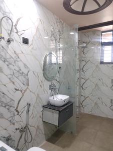 Common Bathroom Image of 1350 Sq.ft 3 BHK Builder Floor for sale in BPTP District, Sector 81 Faridabad for Rs. 15000000