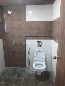 Bathroom Image of 3615 Sq.ft 4 BHK Apartment / Flat for sale in Banjara Hills Hyderabad for Rs. 43380000