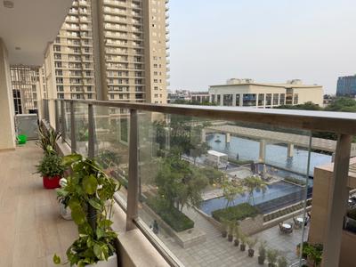 Image of 2300 Sq.ft 3.5 BHK Apartment / Flat for rent in DLF One Midtown, Karampura, New Delhi for Rs. 99900