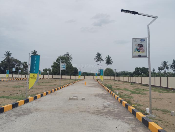 TITAN SQUARE  Main Image 1