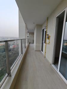 Balcony Image of 1870 Sq.ft 3 BHK Builder Floor for rent in DLF One Midtown, Karampura New Delhi for Rs. 150000