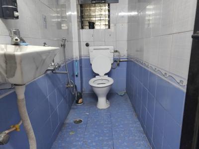 Bathroom Image of 470 Sq.ft 1 BHK Apartment / Flat for sale in Seawoods Navi Mumbai for Rs. 10000000