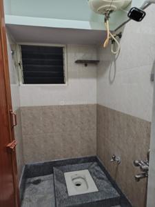 Bathroom Image of 600 Sq.ft 1 BHK Independent House for rent in Nayandahalli Bengaluru for Rs. 11000