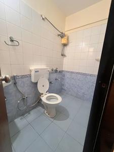 Bathroom Image of 885 Sq.ft 2 BHK Apartment / Flat for sale in Bhoomi Park, Malad West Mumbai for Rs. 16500000