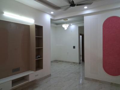 Living Room Image of 1350 Sq.ft 3 BHK Apartment / Flat for sale in Avenue 1 by Investwell Homes	, Sector 73 Noida for Rs. 4650000