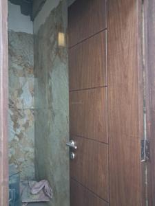 Common Bathroom Image of 1450 Sq.ft 3 BHK Apartment / Flat for sale in Sector 49 Noida for Rs. 6800001