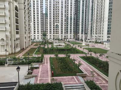 Image of 1380 Sq.ft 2 BHK Apartment / Flat for rent in DLF Capital Greens Phase 1 And 2, Karampura, New Delhi for Rs. 60000