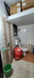 Bathroom Image of 900 Sq.ft 2 BHK Apartment / Flat for rent in Kalwa Thane for Rs. 35000