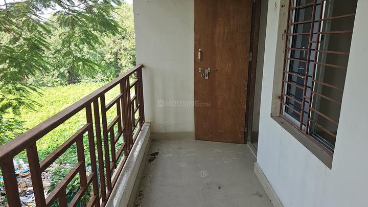 Airport Apartment Main Image 1