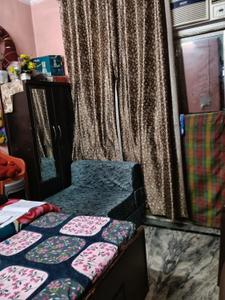 Bedroom Image of 450 Sq.ft 2 BHK Builder Floor for sale in Shastri Nagar New Delhi for Rs. 3450000