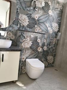 Common Bathroom Image of 2700 Sq.ft 4 BHK Builder Floor for sale in Palm Floors Sushant Lok 1, Sushant Lok Phase 1 Gurgaon for Rs. 40000000