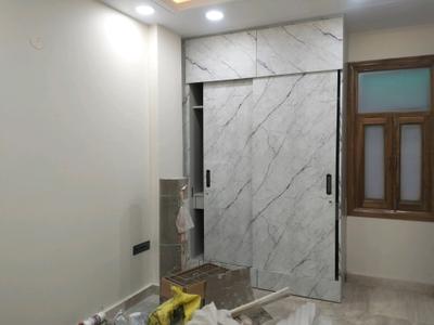 Bedroom Image of 800 Sq.ft 2 BHK Builder Floor for sale in Shalimar Bagh New Delhi for Rs. 13000000