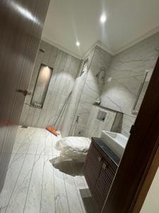 Bathroom Image of 1800 Sq.ft 3 BHK Apartment / Flat for sale in SBP City Of Dreams 2, Sector 116 Mohali for Rs. 10700000