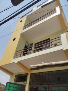 Building Image of 540 Sq.ft 1.5 BHK Independent House for rent in Palam Vihar Extension Gurgaon for Rs. 12000