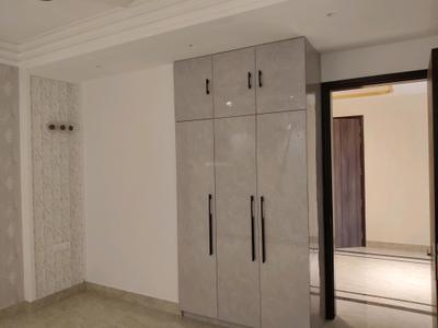 Bedroom Image of 4950 Sq.ft 4 BHK Builder Floor for rent in DLF Independent Floors At Dlf City Phase III, DLF Phase 3 Gurgaon for Rs. 152000