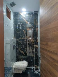Bathroom Image of 1351 Sq.ft 3 BHK Builder Floor for rent in Ashok Vihar New Delhi for Rs. 60000