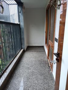 Balcony Image of 1900 Sq.ft 3 BHK Builder Floor for rent in Swaraj Homes Saini Enclave RWA, Karkardooma New Delhi for Rs. 50000