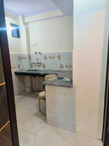 Kitchen Image of 500 Sq.ft 2 BHK Apartment / Flat for rent in New Ashok Nagar New Delhi for Rs. 16000