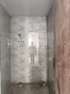Stark Twin Chalet Common Bathroom 3