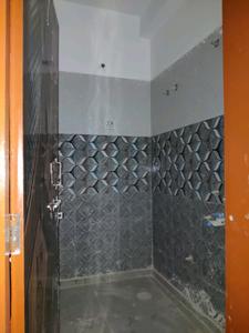Common Bathroom Image of 750 Sq.ft 2 BHK Builder Floor for sale in DLF Ankur Vihar Ghaziabad for Rs. 2330000