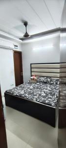 Bedroom Image of 900 Sq.ft 2 BHK Builder Floor for rent in Ramesh Nagar New Delhi for Rs. 35000