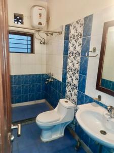 Image of 1000 Sq.ft 1 BHK Apartment / Flat for rent in Greater Kailash II, New Delhi for Rs. 32000