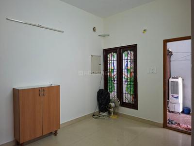 Bedroom Image of 950 Sq.ft 2 BHK Apartment / Flat for rent in Ramapuram Chennai for Rs. 25000