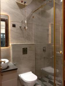 Bathroom Image of 1620 Sq.ft 3 BHK Builder Floor for sale in East Of Kailash New Delhi for Rs. 50000000