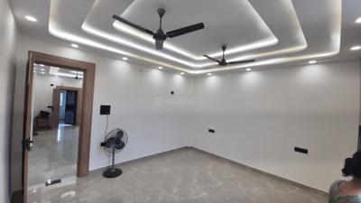Bedroom Image of 900 Sq.ft 1.5 BHK Builder Floor for rent in Vaishali Ghaziabad for Rs. 20000