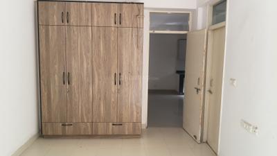 Bedroom Image of 950 Sq.ft 2 BHK Apartment / Flat for sale in Breez Global Heights, Sector 33 Sohna for Rs. 5550000