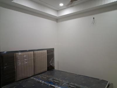 Bedroom Image of 1250 Sq.ft 3 BHK Apartment / Flat for sale in JMD Siddhi Vinayak, Sector 73 Noida for Rs. 6500000