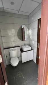 Bathroom Image of 1143 Sq.ft 2 BHK Apartment / Flat for sale in SBP City Of Dreams 2, Preet Colony Zirakpur for Rs. 6000000