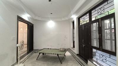 Living Room Image of 6000 Sq.ft 5 BHK Independent House for sale in Sector 41 Noida for Rs. 70000000