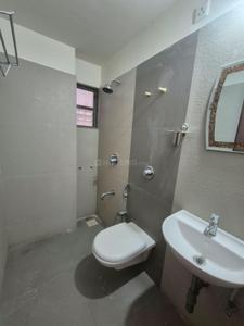 Bathroom Image of 1650 Sq.ft 3 BHK Apartment / Flat for rent in Captown Enhance, Shilaj Ahmedabad for Rs. 35000
